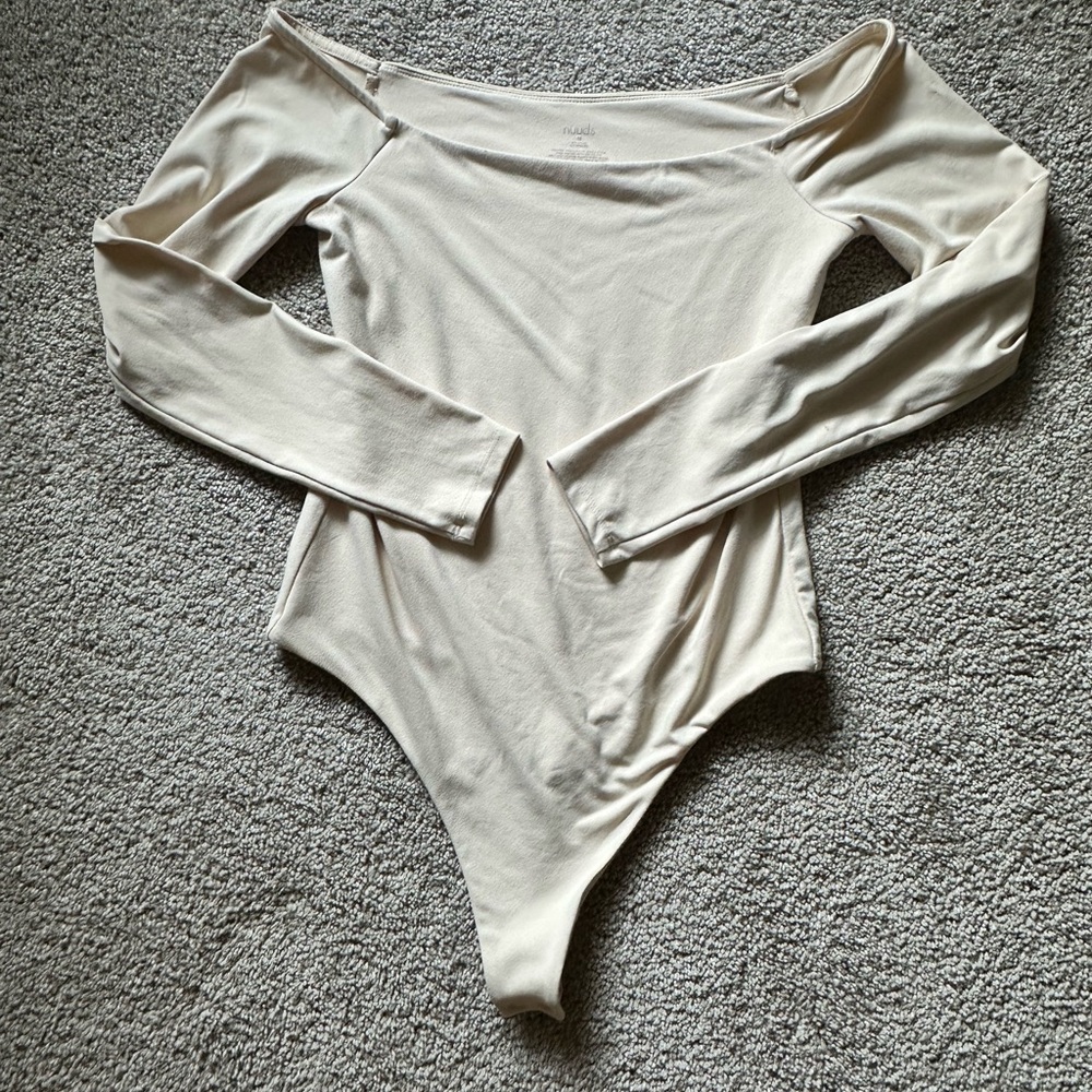 Nuuds Bone OTS Top